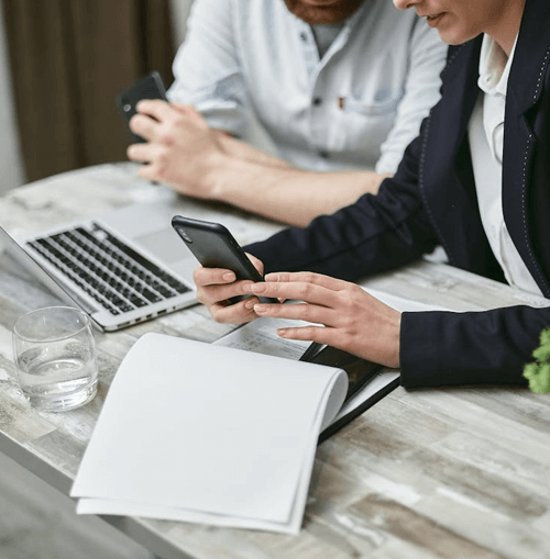 Prisma Luxerise illustrazione del team di supporto